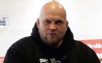 Nyt puhuu Immu – pahoinpitelystä epäilty Toni Hakala pysyy IFC:n ottelukortilla Immulta Mika "Immu" Ilmen Immun Fight Club Toni Hakala