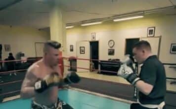 Aki Manninen julkaisi treenivideon – näin nyrkkeily sujuu Aki Manninen