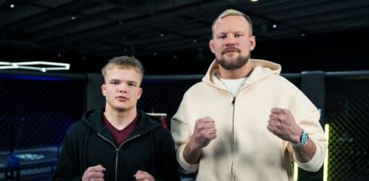 Rikhard ”Rike” Kallioniemi vieraana Häkissä-podcastissa – puhetta Ice Cagesta, arvokisoista ja urheilijan arjesta Rike