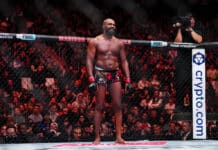 Keskari pystyyn! Entisestä UFC-mestari Jon Jonesista leviää tyly video Jon Jones