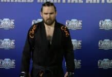 Dominointia! Riku Urholin möyhensi puolalaisvastustajansa Raju MMA Show’ssa Virossa Riku Urholin