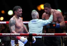 Oleksandr Usyk todella kyseenalaiseen voittoon – keskeyttikö tuomari mestaruusottelun jo kellon soitua? Oleksandr Usyk